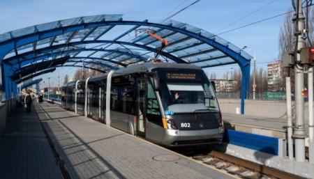 Движение скоростного трамвая по Борщаговской линии восстановят 12 августа