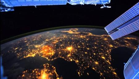 Украина планирует запустить в космос семь спутников в течение пяти лет