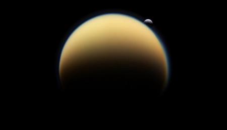 Море на Титане оказалось очень глубоким - датчик Cassini не смог достигнуть дна