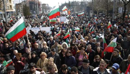 В Болгарии протесты: требуют отставки правительства и президентскую форму правления