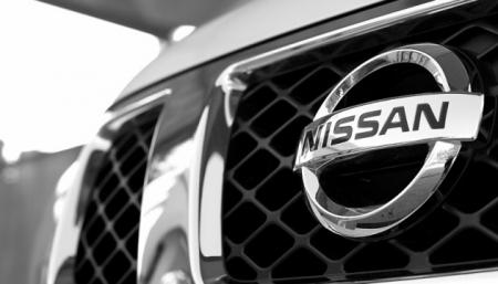 Nissan через 10 лет полностью перейдет на выпуск электрокаров и гибридов