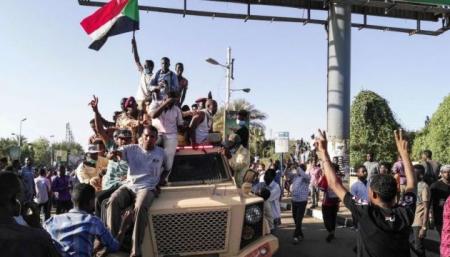 Власти Судана и повстанцы договорились о мире после 17 лет войны