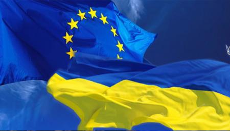 Украинцы в прошлом году получили больше всего видов на жительство в ЕС - Польша выдала 80%