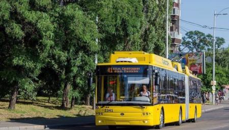 Киев закупил новые троллейбусы с кондиционерами и видеокамерами