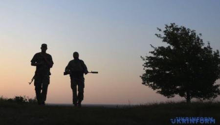 На Донбассе от пуль снайпера погибли двое украинских бойцов