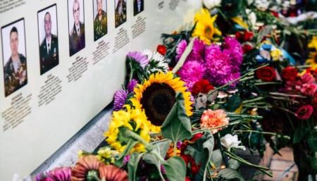 “Слуги народа” перед присягой возложат цветы к Стене памяти