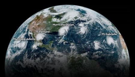 В NASA показали, как тропические циклоны выглядят из космоса