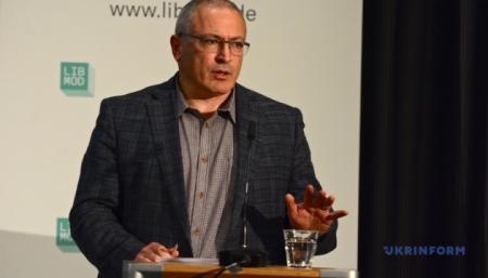 Ходорковський закликає росіян «брати назад свою країну» через революцію