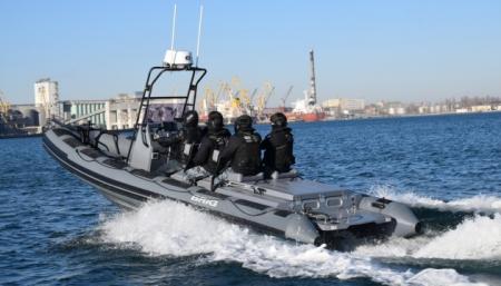 Подразделения морской охраны получили скоростные катера