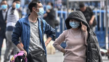 В Китае от заражения коронавирусом скончался врач
