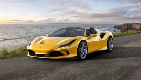 Ferrari приостановила производство авто