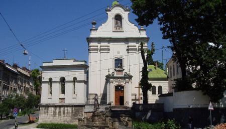 Римо-католики во Львове решили не святить паски и закрыть храмы для верующих на Пасху