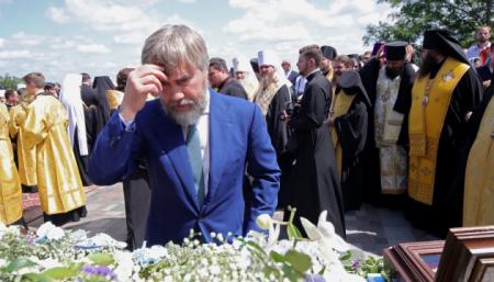 Новинский попал в базу «Миротворца» как «агент влияния РПЦ в Украине»