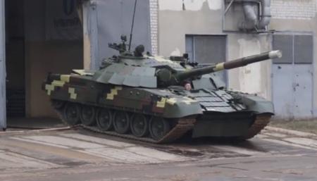 Модернизированный танк Т-72 испытали под водой