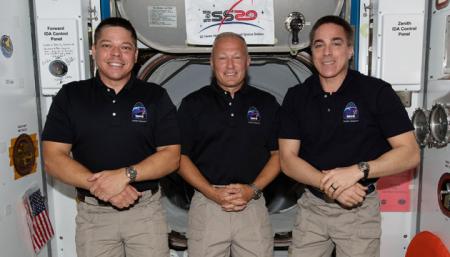В NASA рассказали, чем занимались астронавты Crew Dragon в первую неделю на МКС