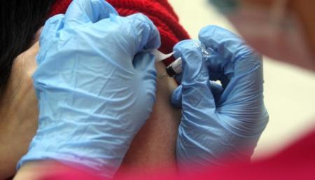 Українців вакцинуватимуть проти грипу в аптеках – пілотний проєкт МОЗ