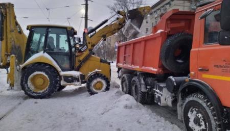 За сутки из Киева вывезли почти 4,6 тысячи тонн снега