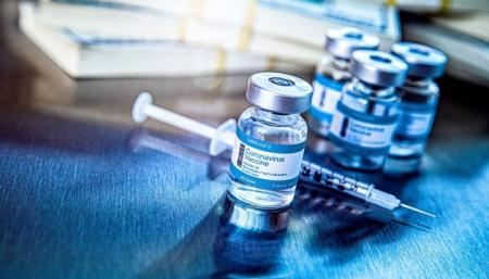 США впускатимуть іноземців, щеплених різними вакцинами проти коронавірусу
