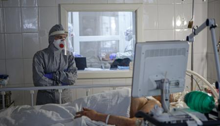 В Украине за сутки обнаружили 13 738 случаев коронавируса