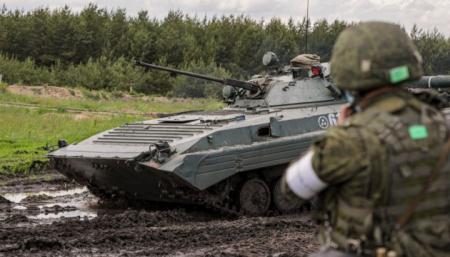 Развертывание российских войск на границе с Украиной будет продолжаться до 20 апреля - разведка