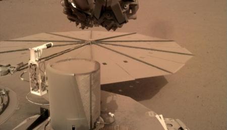 Посадочный модуль NASA на Марсе — в энергетическом кризисе