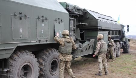 Украинские военные осваивают комплекс артиллерийской разведки «Зоопарк-3»