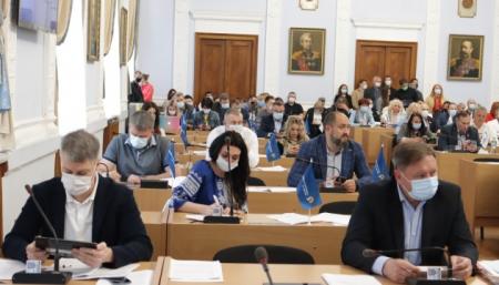 Николаевский горсовет не лишил русский язык статуса регионального - голосование провалили