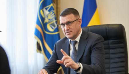 ГФС расследует девять дел по результатам 40 обысков в Киеве