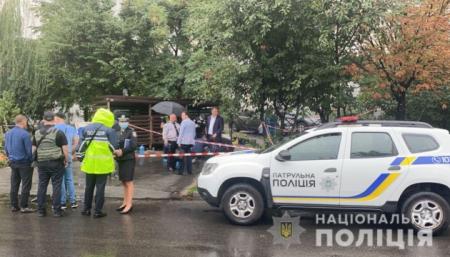 В Киеве избили и застрелили прохожего