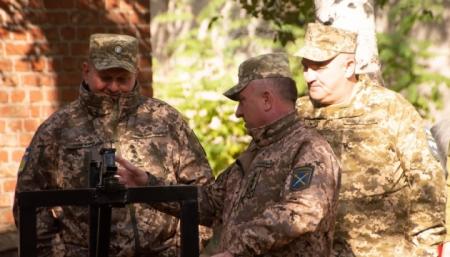 Головнокомандувач Збройних сил України Валерій Залужний відвідав передові позиції у зоні ООС