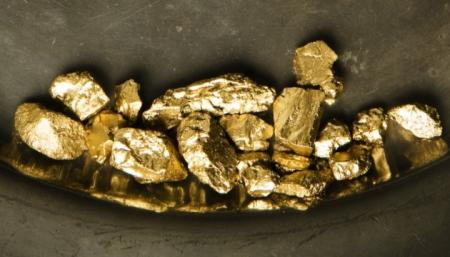 У Британії «добуватимуть» золото зі старої техніки: монетний двір підписав угоду