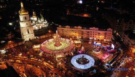 Киянам нагадали правила карантину під час новорічних святкувань