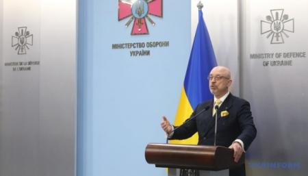 Зброя, яку Україна отримує від міжнародних партнерів, посилено охороняється - Резніков