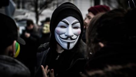 Хакери Anonymous зламали понад 300 офіційних сайтів РФ