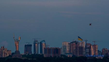Військова адміністрація відповіла на петицію щодо тривалості комендантської години у Києві