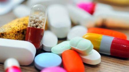 АМКУ оштрафовал фармкомпанию и дистрибьюторов за завышенные цены на лекарства 