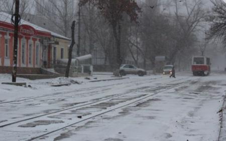 Непогода бушует в Украине: в шести областях обесточены 188 населенных пунктов