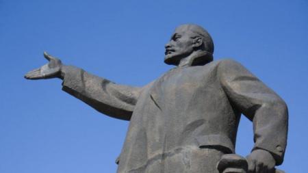 В Одесской области до сих пор стоят пять памятников Ленину