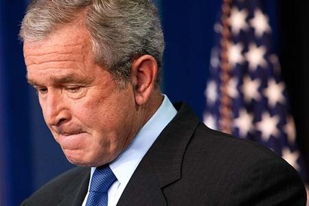 Джордж Буш-молодший невиліковно хворий та малює себе оголеним