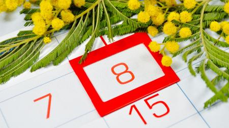 На 8 марта более 20% женщин хотели бы получить цветы