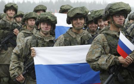 РФ влаштувала в Криму примусову мобілізацію на війну. Чоловіки намагаються виїхати з півострова