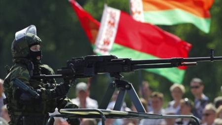 Экс-генсек НАТО не исключает, что Беларусь ждет война и аннексия
