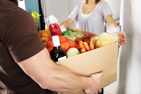«Ранок з Україною»: експерт розповів, як визначити якість доставки їжі та що робити з зіпсованим замовленням