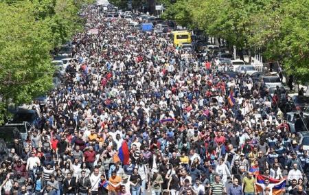 В Армении распалась правящая коалиция 