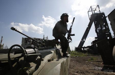 Украинские бойцы ответили огнем на вражеские обстрелы под Зайцево и Авдеевкой - штаб