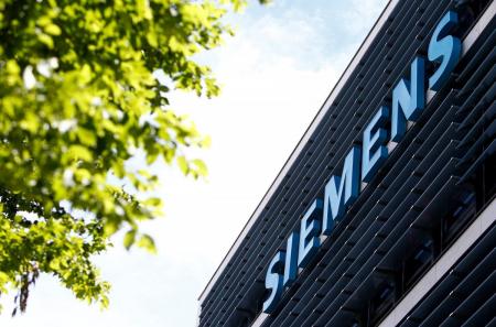 Siemens отказался поставлять оборудование Украине из-за РФ – Коболев