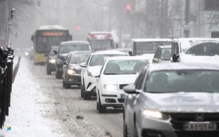 У Києві найближчими днями очікується похолодання, попередили про сніг та ожеледицю