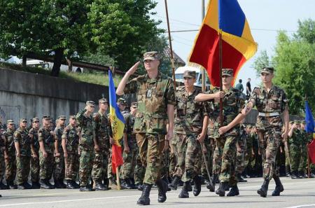 Додон запретил молдавским военным ехать на учения в Украину
