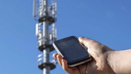Українців просять економно користуватися мобільним зв'язком та інтернетом