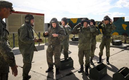 Дуже багато ухилянтів: Гетьман розповів про залучення у Росії “добровольців” на війну в Україні